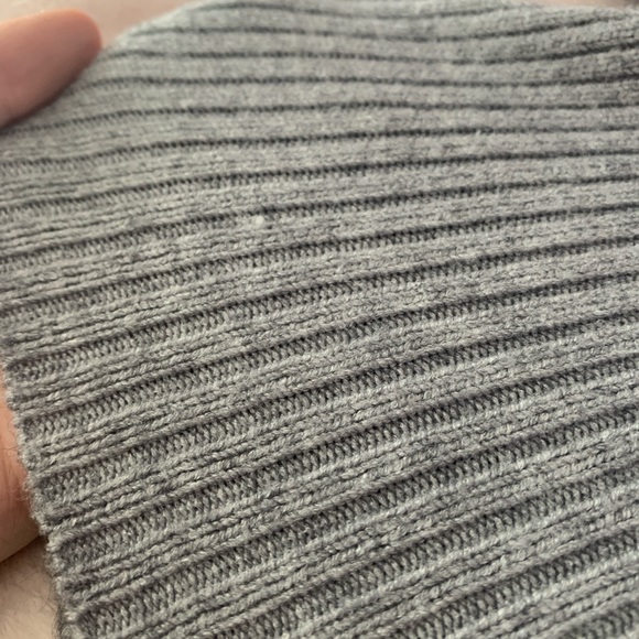 grey turtleneck / mock neck tee - Picture 3 of 4